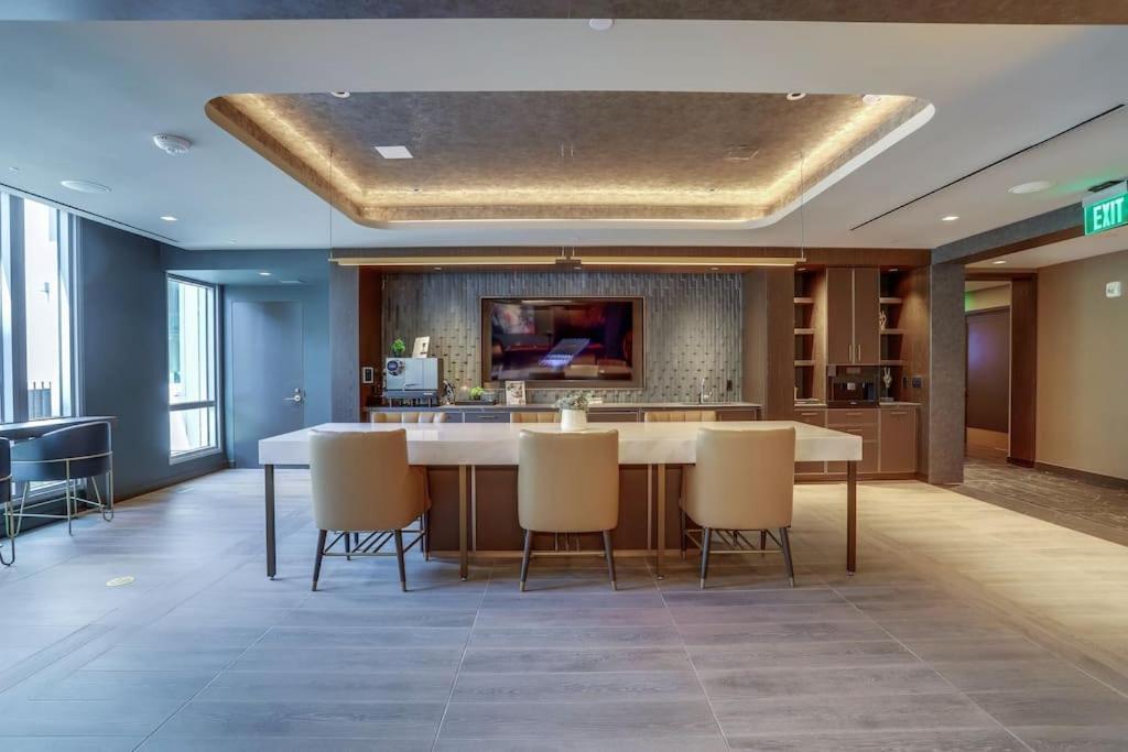 Gorgeous 1 Bedroom At Clarendon With Gym And Rooftop Άρλινγκτον Εξωτερικό φωτογραφία